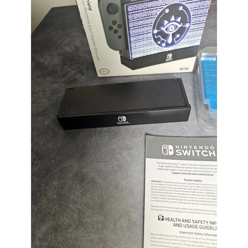 Nintendo Switch The Legend of Zelda - PDP Light Up Dock Shield - Open Box!
